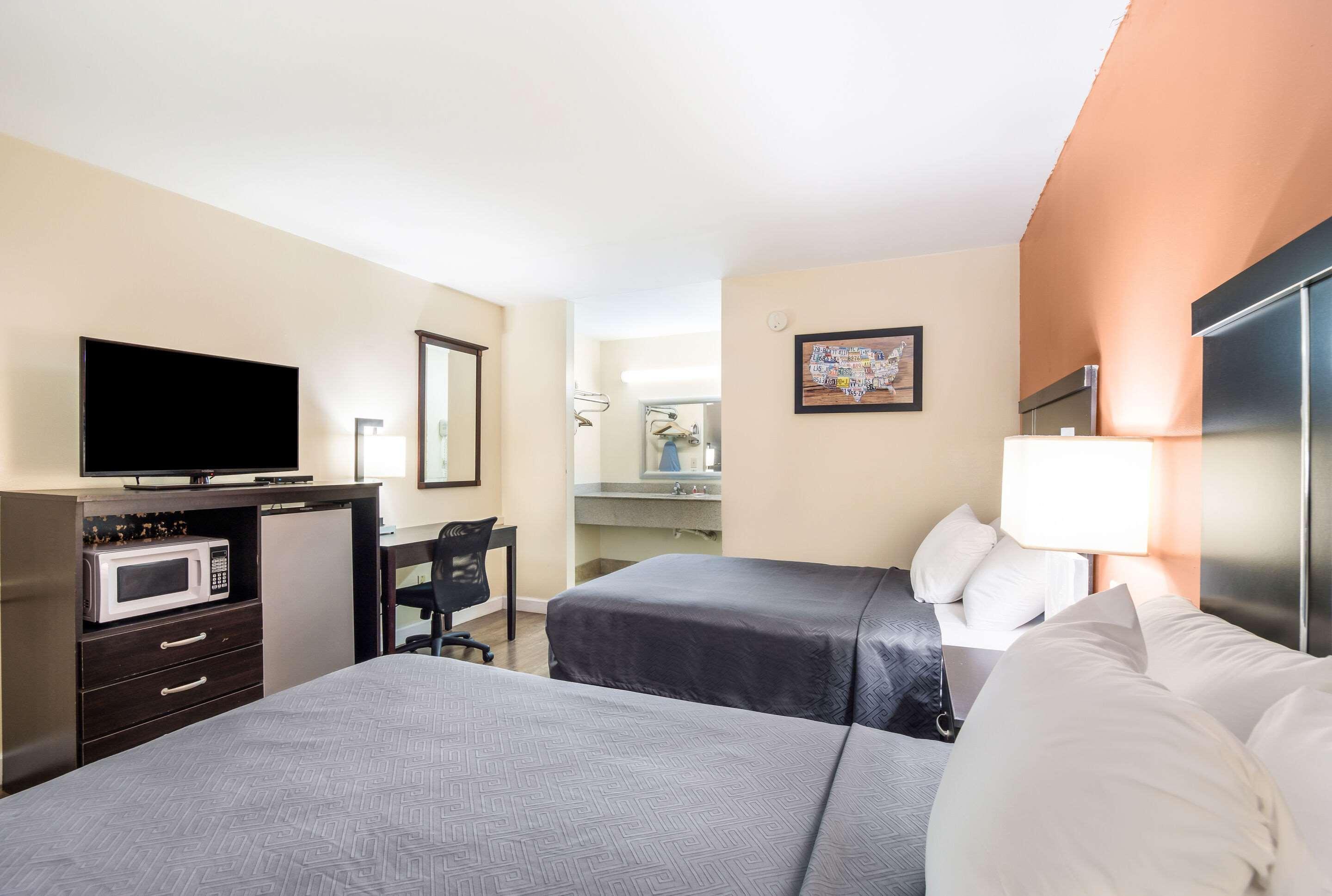 Econo Lodge Санти Экстерьер фото